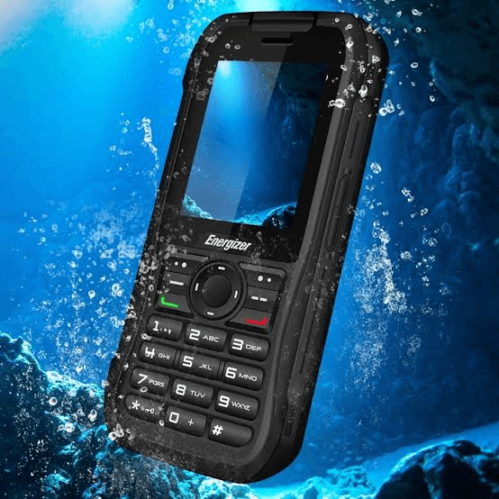 Telemóvel Hardcase Dual SIM 4G C/Camara Rádio Lanterna 2.4" 2000mah BT/Wi-Fi/GPS Preto